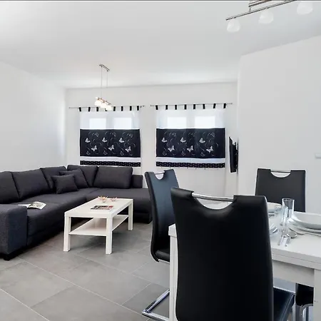 Sunny Biokovo Affittacamere 4*